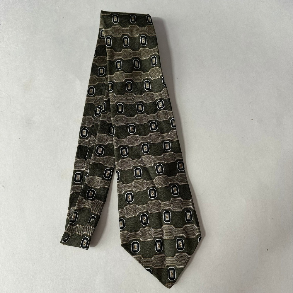 Geoffrey Beene Classic Mens Silk Tie Olive Geometric Medallion Italy Fabric